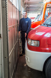 Vor den Fahrzeugen ist teilweise kein Durchkommen mehr möglich