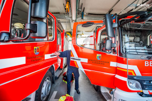 Türen von nebeneinanderstehenden Fahrzeugen lassen sich nicht gleichzeitig komplett öffnen