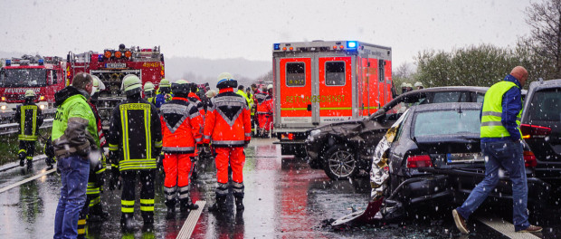 Massenunfall_20160004